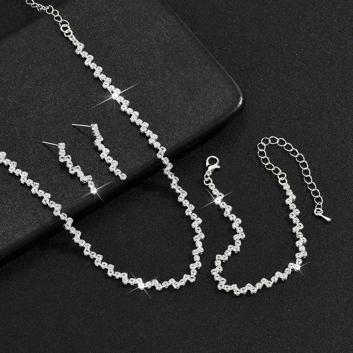 Elegant Women’s Jewelry Set – Zircon Necklace, Choker, Earrings, Bracelet & Rings