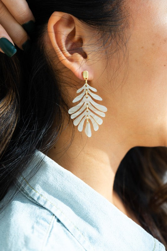 Palm Leaf Earrings – Seashell Design