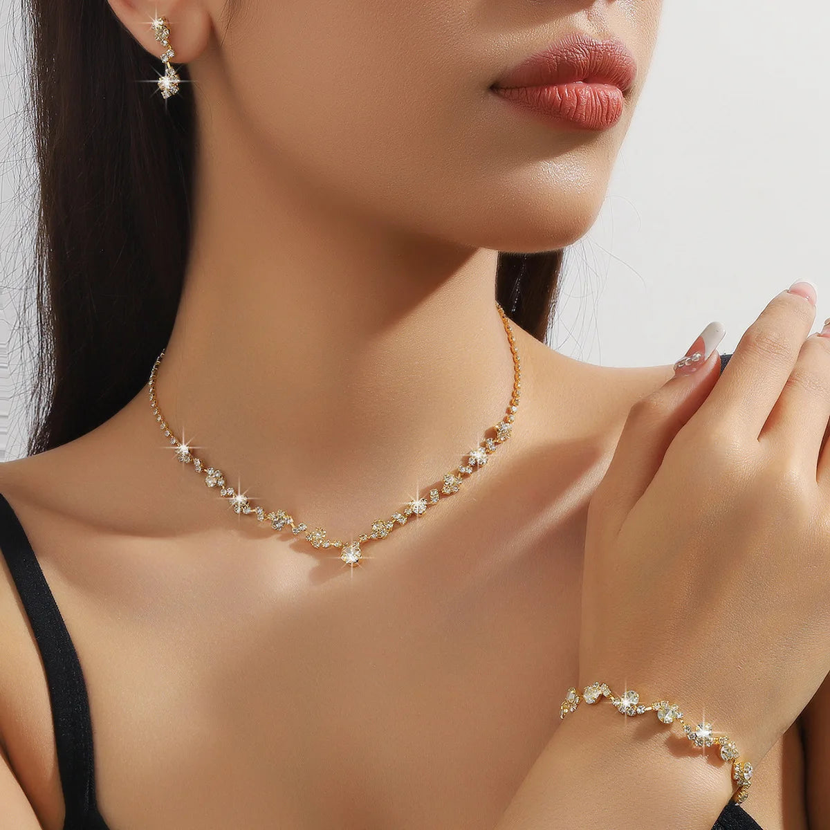 Elegant Women’s Jewelry Set – Zircon Necklace, Choker, Earrings, Bracelet & Rings