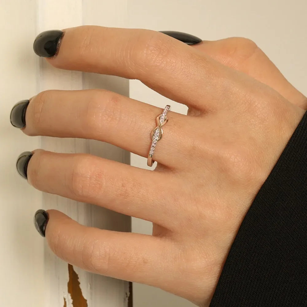 Glamora World – 925 Sterling Silver Infinity Knot Ring