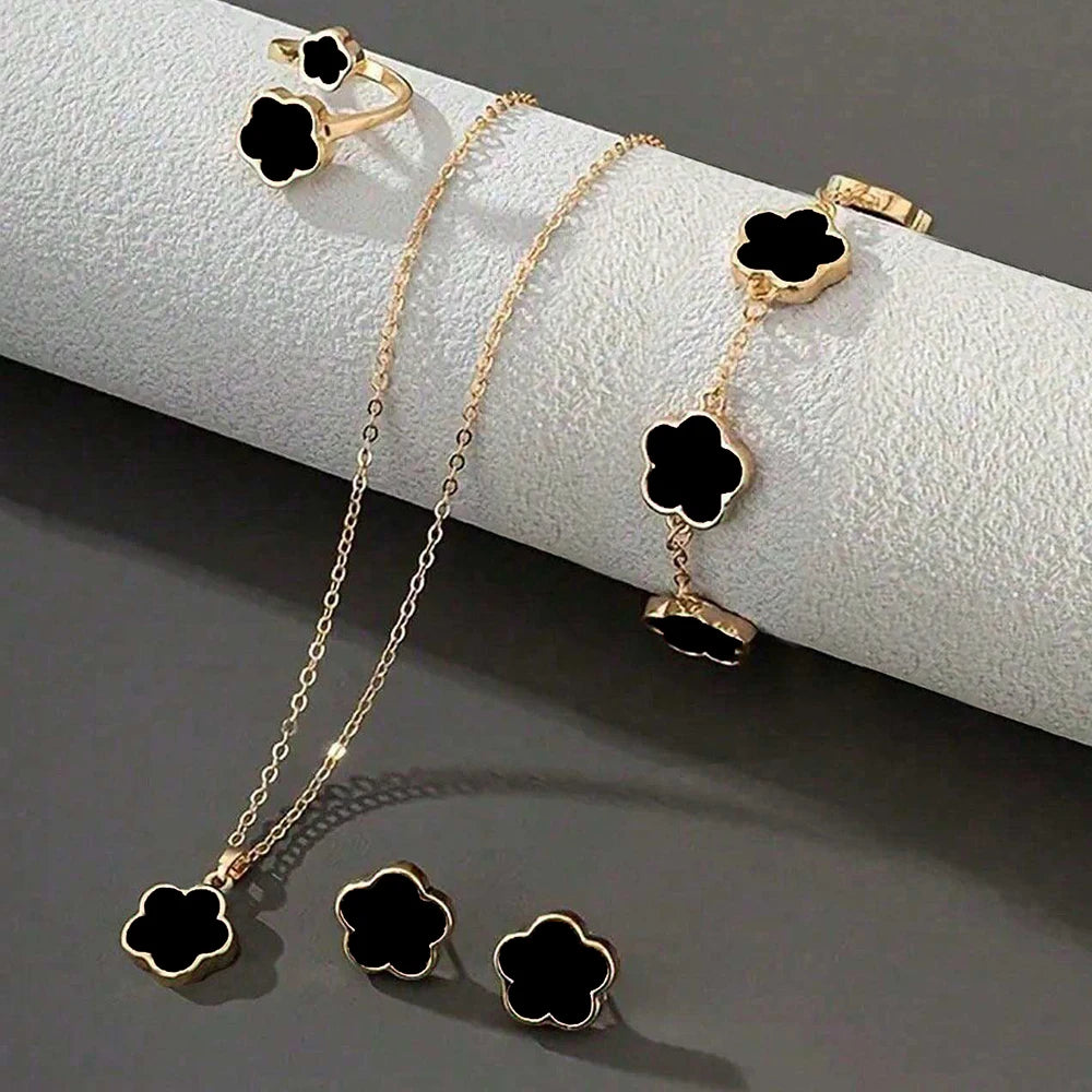 Lucky Clover Jewelry Set (3 Pieces)
