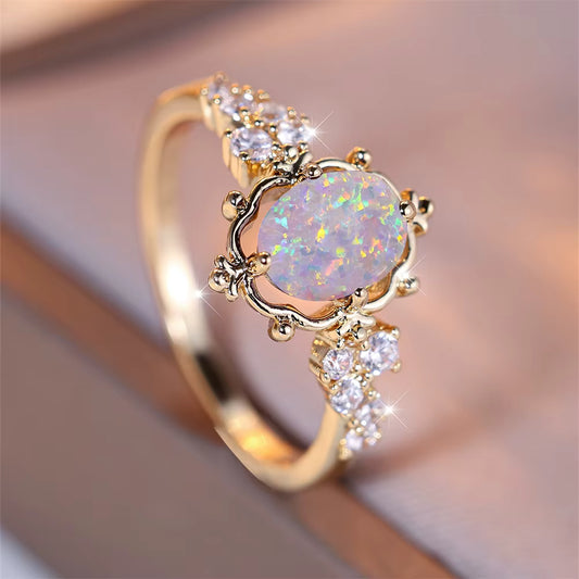 White Fire Opal Vintage Ring – Timeless Elegance