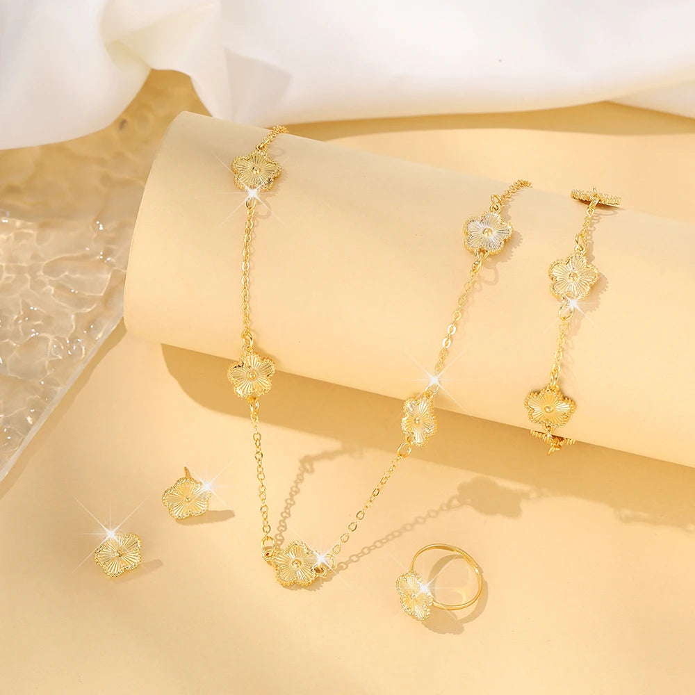 Lucky Clover Jewelry Set (3 Pieces)