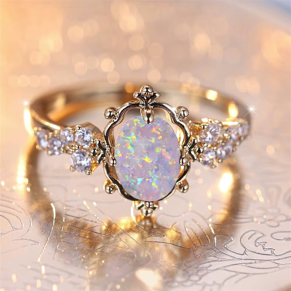 White Fire Opal Vintage Ring – Timeless Elegance