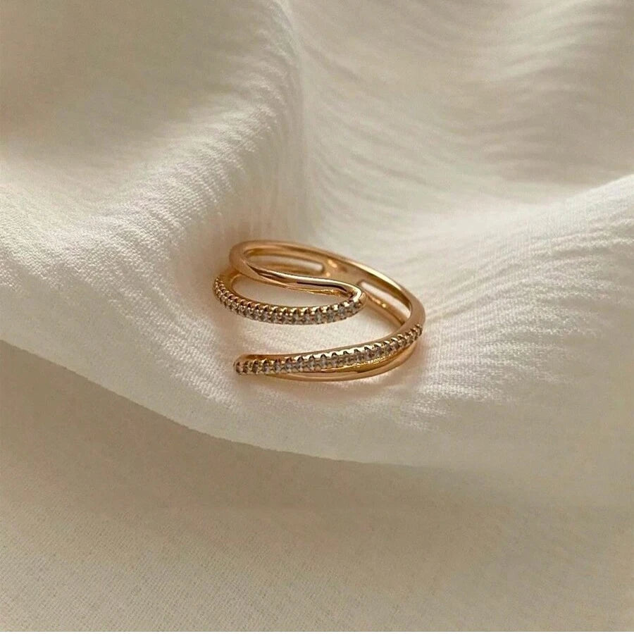 Elegant Women’s 18K Gold Plated Stainless Steel Ring | Sparkling Stone Design